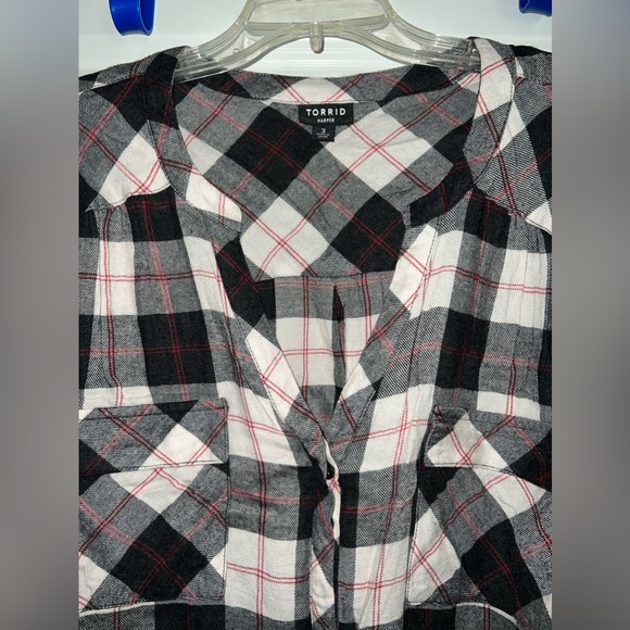 Torrid 3XL Plaid 3/4 Sleeve Soft Business Casual Blouse - Picture 3 of 6